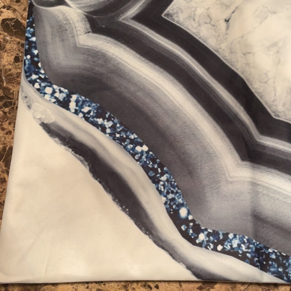 Crystal Marble Print Design Pillow Case - Picture 6 of 9